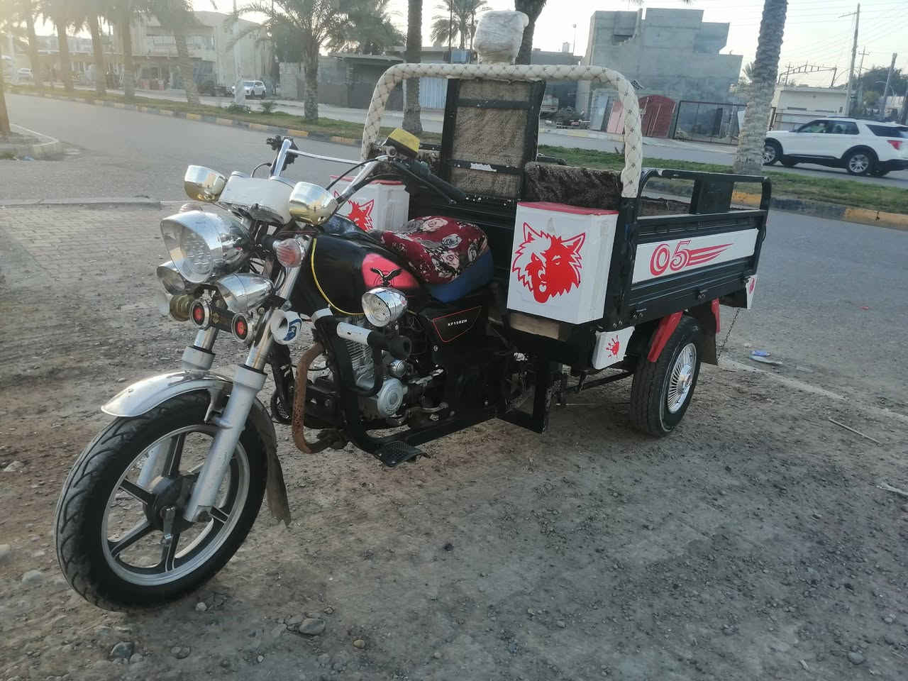 للبيع موديل 2021 اوراق كامله منفيس مكاني بلد حي الفارس السعر 1350 الشراي يتصل ***********
