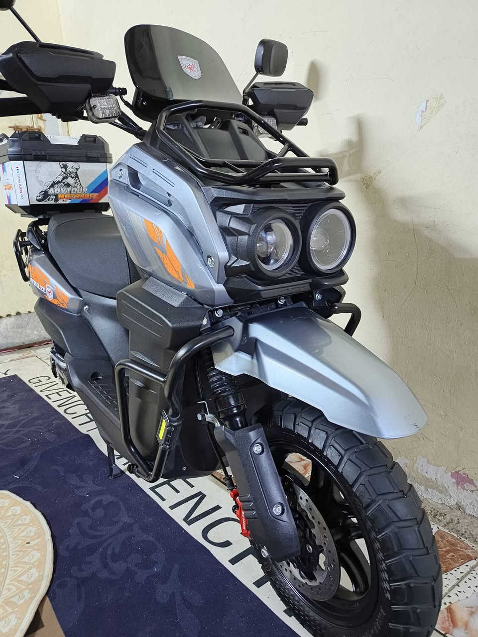 السلام عليكم ورحمة الله وبركاتة...
دراجة اباتشي Winlee الأصلي باب الاول موديل 2025بعدة جديدة لوك اخت الزيرو مكفولة من الشخط 

ملف 3000W  حقيقي

6بطاريات مسطرة حجم 40امبير عاكس چراڤين Winlee

72V

4تحويلات سرعeco... Normal... Draeve... Sports 

السرعة 100حقيقي وشرط الفحص عل ويز

نظام البكRالرجوع الى الخلف

نظام الباركp

نظامTsc صعود منحدرات

مانع انزلاق

مسجل بلوتوثmb3

تشغيل سويج+ بصمة +كارتNFC+جهاز الانذار وقفل الامان

لايت زنون عالي ناصي... سكن لايت لد حلقي... نشرات متغيرة الوان... سطاب لايت شمعة مسطرة... دبل اشارة... اشاير يمين يسار... هورن

شاشة تاب ديجيتال  نظام تحديد الأعطال والتنبيه

تايرات جبلي حجم الجبير

بريك امامي خلفي دسك هيدروليك نظامAbs

طلاعات جانبية للراكب الخلفي

شاحن ذكي نظام قراءة نسبة الشحن والفصل الذاتي عند امتلاء البطاريات بلشحن

دبلات خلفية غازية تحكم تعلية وتنصية

مساحة تخزين واسعة +جنطة خلفيةGS

السعر مليون و150 ألف وبيهة مجال للشراي

العنوان العطيفية قرب مستشفى الكرخ او جسر الصرافية

رقمي *********** الشراي يتصل
