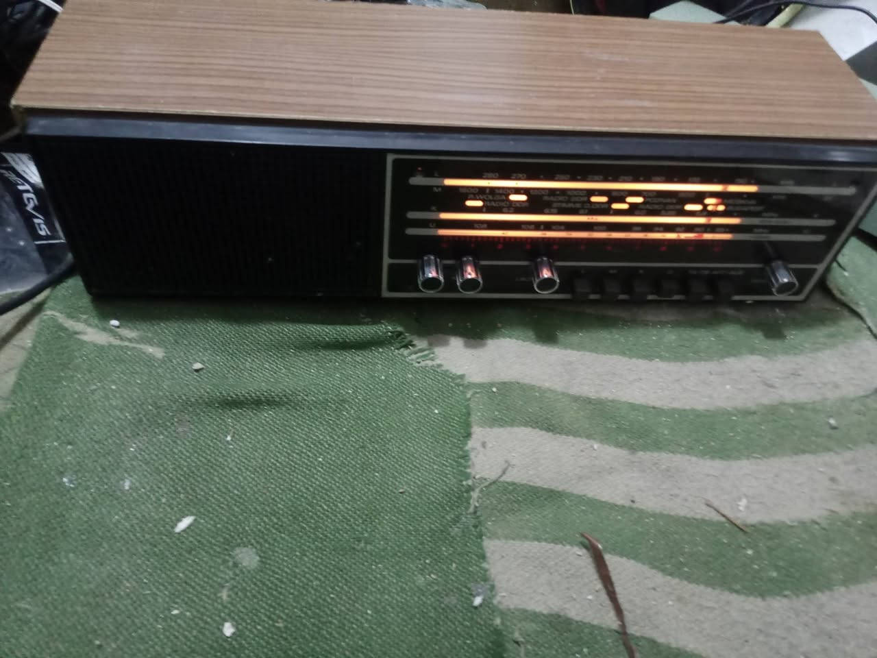 راديو الماني 4 موجات من ظمنها الاف ام شغال ونظيف السعر 65 الف


**إذا كنت صاحب هذا الإعلان وتريد حذفه لأي سبب، رجاءا أرسل رسالة إلى الدعم الفني**