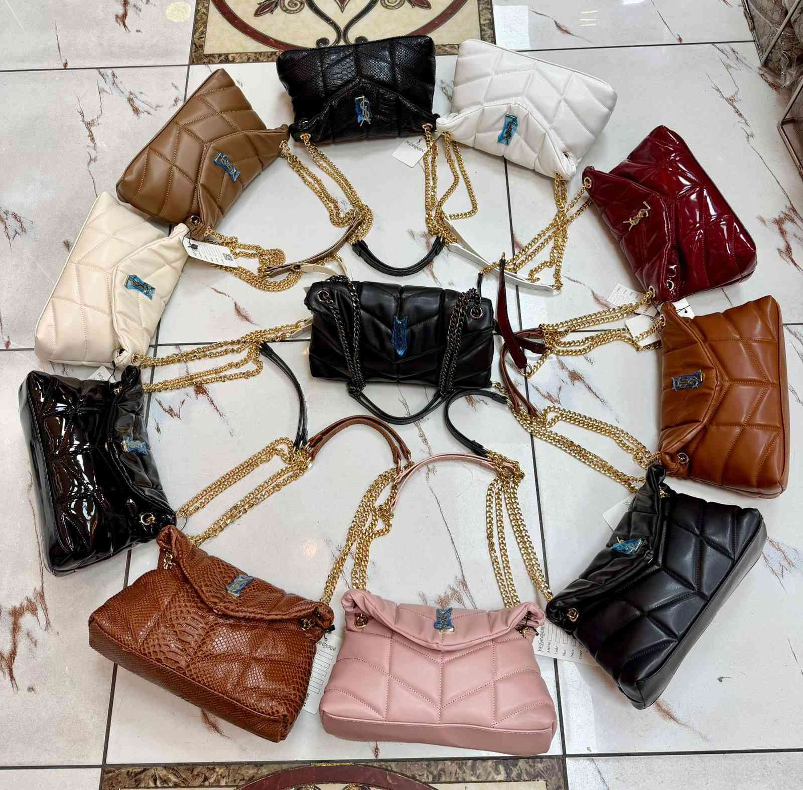 جاهز للشحن من المصنع مباشره
 حقائب نسائية ماستر كوبي كواليتي عالية 
 لطلب للأنضمام إلى قناتنا على التيلجرام جميع الموديلات اشترك 👇
https://t.me/+FVKXbZuire1kZGFk
https://t.me/+FVKXbZuire1kZGFk
تابع قناتنا على الواتساب 
https://whatsapp.com/channel/0029VbBYql5IyPtT3NnOT83d


**إذا كنت صاحب هذا الإعلان وتريد حذفه لأي سبب، رجاءا أرسل رسالة إلى الدعم الفني**