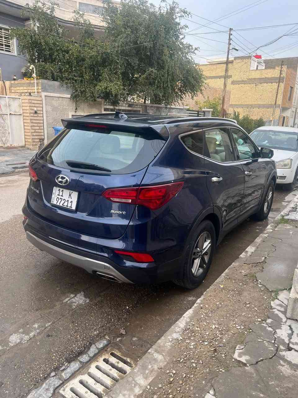 السلام عليكم سنتافيا وارد امريكي 2017 سبورت بدون ايرباك مكينه اربعه سلندر 2400 كير 6 نمر ثلاث وضعيات قياده ايكو ونورمل وسبورت رقم بغداد الدولي تبريد اوتو منفصل + منظومه تبريد كامله جديده اصليه شاشه كبيره كامره دواره كشن السائق كهرباء السياره ليبل واحد بدون تبديل حادثها خشم البنيد بدون ايرباك وبالعراق جاملغ خلفي السياره ماشيه 74سعرها 137 مكاني بغداد حي الجهاد رقمي ***********
