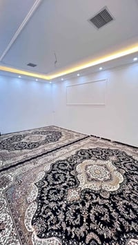 كنبة تركية • طاولة ٦نفر • سجاد ايراني ٧٠٠شانه