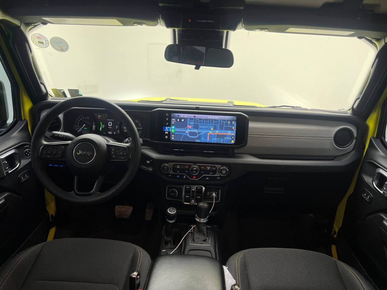 Jeep Wrangler 2024 4XE 
جيب رانجلر ٢٠٢٤ 4xe 

مواصفات Sahara لون مميز 😍

مكينة ٤ سلندر حجم ٢.٠ لتر توربو هايبريد 
ماشية 19,000 ميل و بحالة جداً ممتازة 

ضرر السيارة صندوق صبغ بدون ايرباكات بدون دواخل 
السيارة كلش حلوة و نظيفة 

السيارة رقم دهوك الدولي سنوية جديدة و ب أسمنا و اكيد شرط التحويل 
مكفولة من كير و محرك و كهربائيات

و ب سعر(309$) ورقة و بيها مجال

مكان السيارة

دهوك -معرض ارشف R-Shev
رقم51 من معارض التيرمينال 

***********
*********** دهوك, العراق
