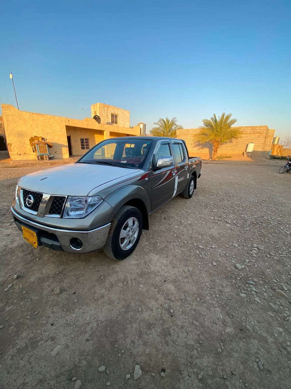 نيفاره للبيع موديل2008كير اكسل كله نضيف مكينه محور بطه 3000بيه قطعه واحد صبغ وضع شركه مكان ديالى قضاء قره تبه ***********السعر تصل على رقم
