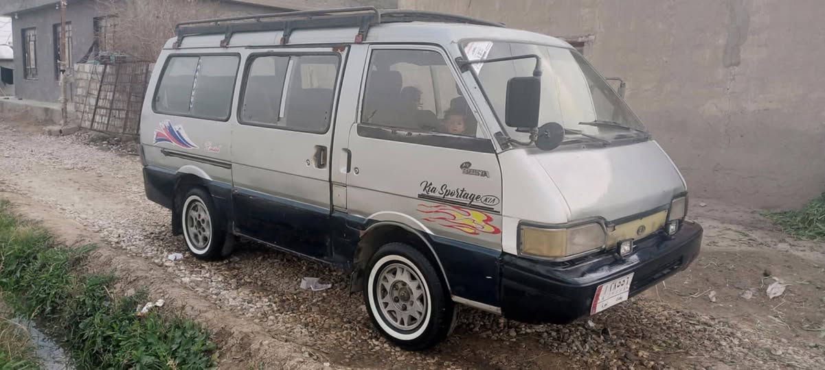 كيا عبرية مكفولة من كلشي موديل 93 

السعر 40 وبي مجال بعد 

للاستفسار اتصال على الرقم ‏‪***********‬‏
