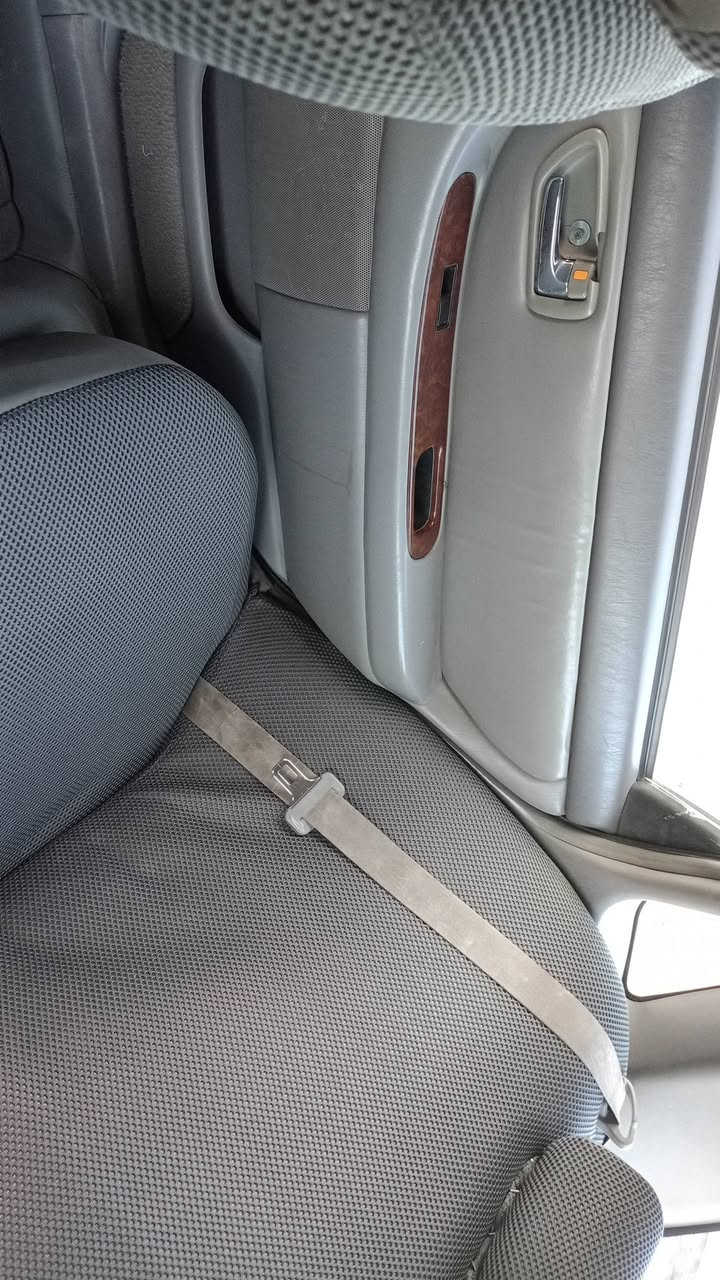 سلام عليكم تويوتا افيلون موديل 2000 رقم بغداد دولي تحويل مباشر سنويه جديدة كير محرك مكفول تخم تاير باتري جديد تبريد ثلج الكهربايات الكل شغال لايت زنون السيارة جاهزة بيها مكانك صبع مكانك بابل الإسكندرية الحصوه 
***********
‏‪0773 505 9302‬‏
السعر 75
وبيها مجال
