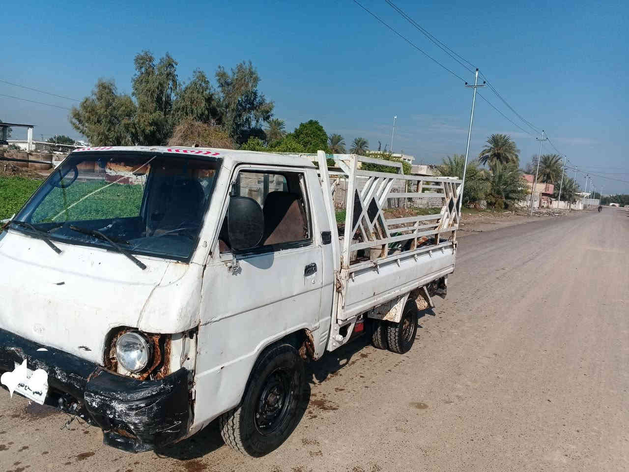 سياره نوع بورتر مديل 96 رايده ب 15
رقم فحص موقت صلاح الدين ماشين بل معامله وعافوها راعيه الشرعي من سامره بس ما اندله انطيك مستمسكاته ونته دور عليه 

سياره تايراته  نضاف  اكسل +كير مابيهن كلشي 
السياره  محركه كايم  بس تمشي وتشتغل نكره سلف  اصبح  نكره السياره ابيعه على هل وضعيه ب 15ورقه مكان صلاح الدين محطت بلد 

***********
