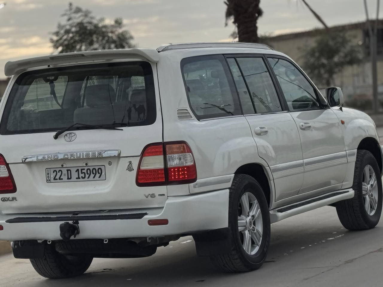 السلام عليكم لاندكروز 2006 رقم اربيل باسمي تحويل ثاني يوم السياره جهازه ما نقصها شي السعر150 وبيها مجال او مراوس ***********
