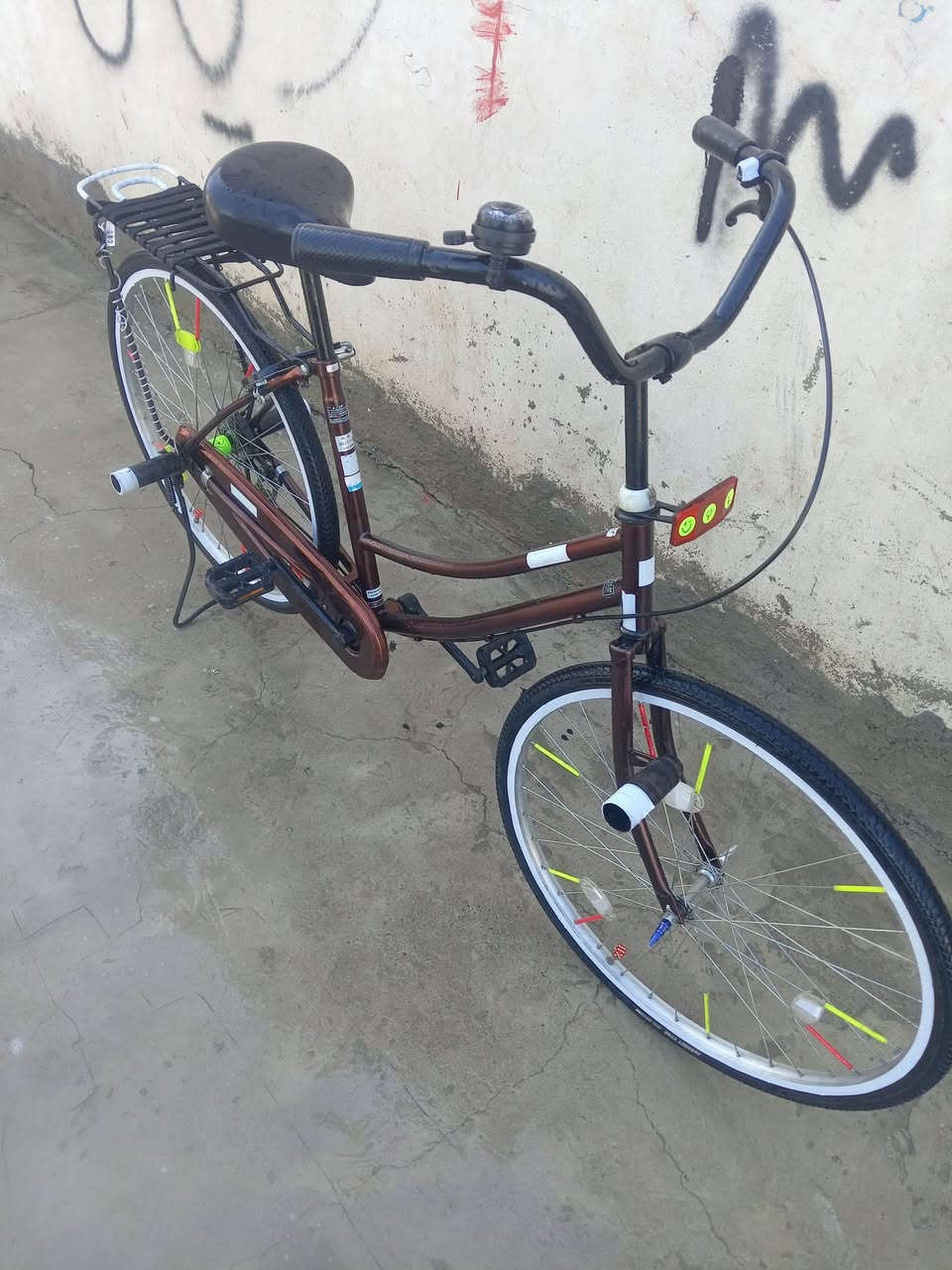 سلام عليكم بايسكل سانتوس موديل 19 نضافة /100 السعر  125 بي مجال شراي تعال غاص ولوتي بل 👞


**إذا كنت صاحب هذا الإعلان وتريد حذفه لأي سبب، رجاءا أرسل رسالة إلى الدعم الفني**