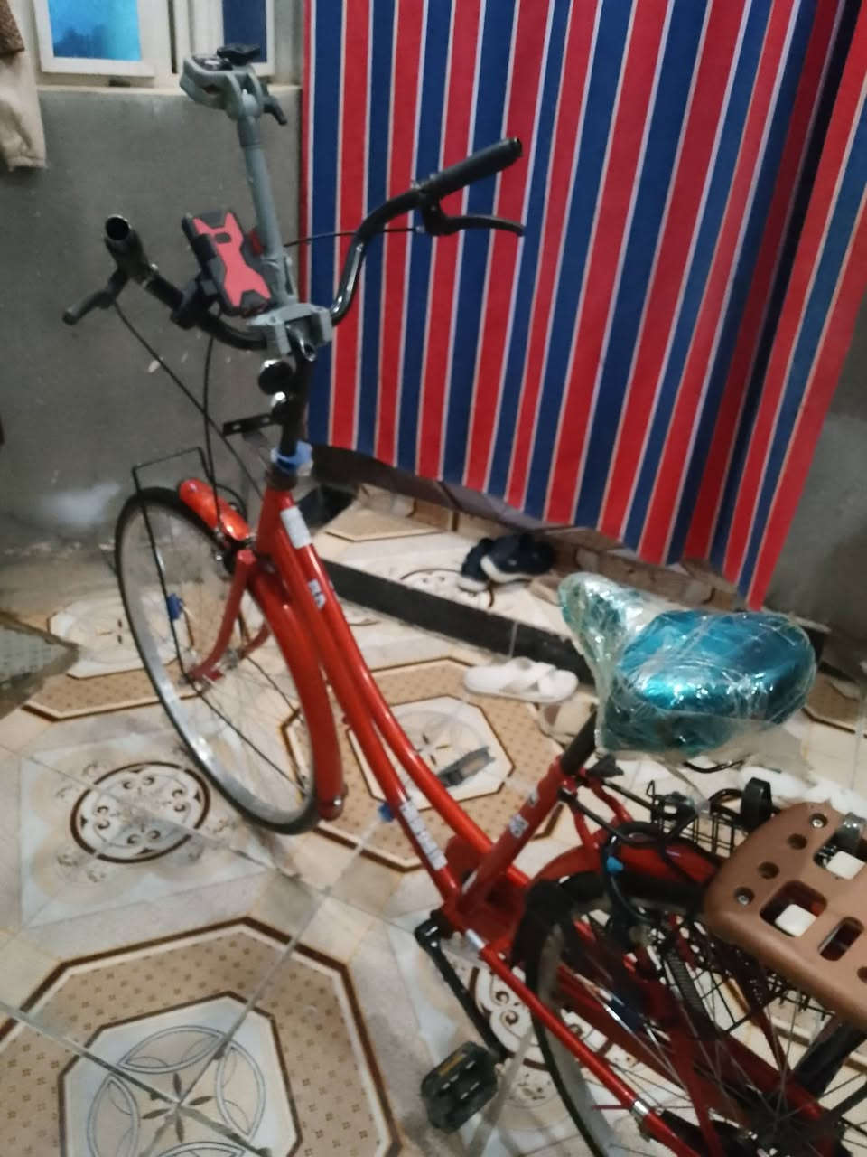 سلام عليكم باسكال البيع موديل 21 سعر 150وبيه مجال شري يتصال على هذا رقم ***********
