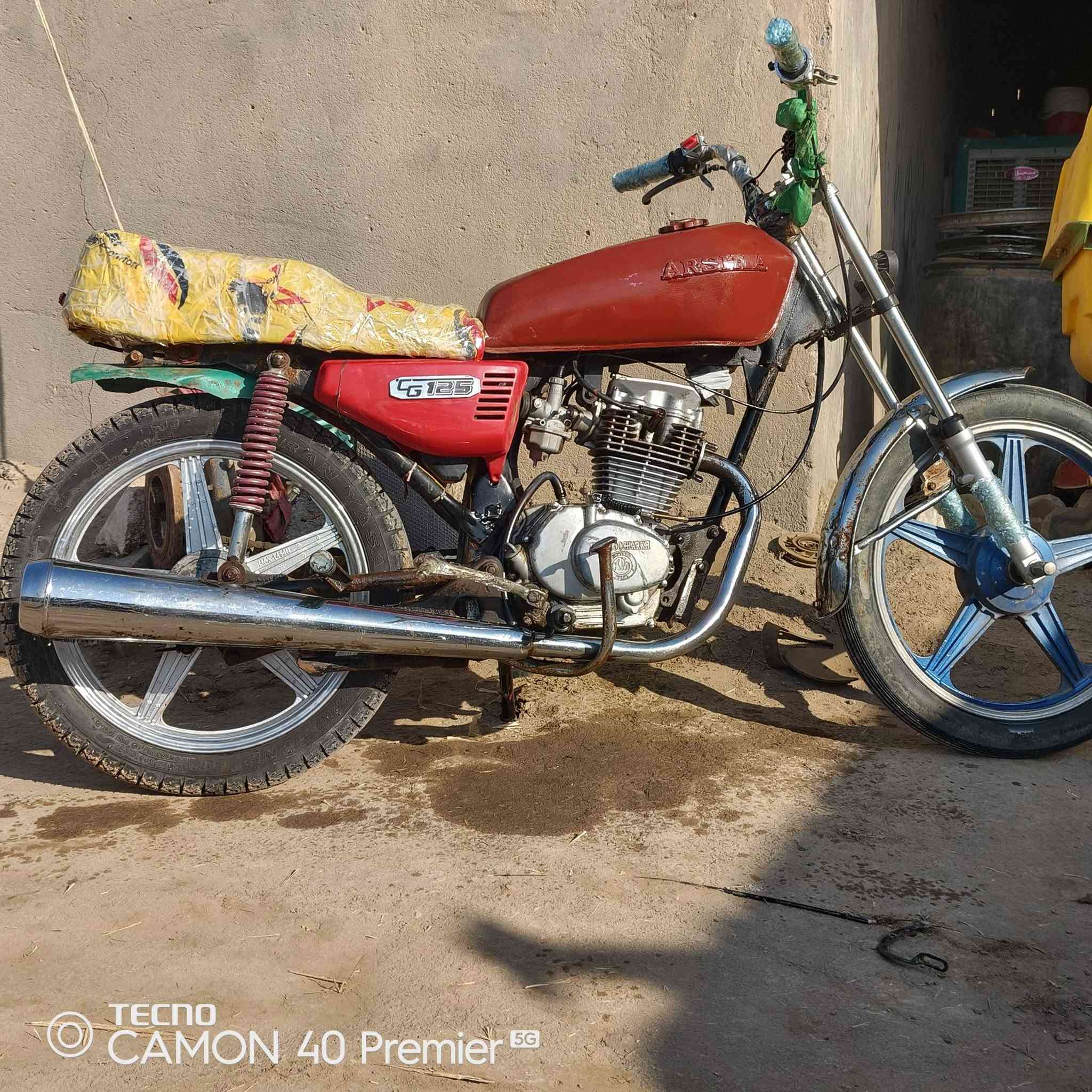 دراجه للبيع ارشه 2016سعر خاص علق ورد عليك ***********
