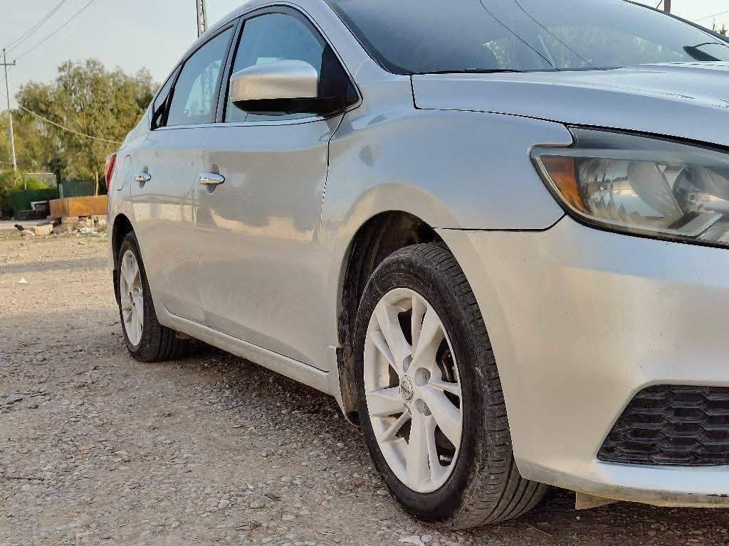 Nissan Sentra SV 
بصمة تشغيل 
بصمة ابواب 
محرك 1800
وارد امريكي 
ماشيه 73,000 ميل 
السيارة فول واحد على واحد 
مكفوله من الكير والمحرك ومن كلشي
ضررها الصندوق قطعتين صبغ 
السنوية بأسمي شرط التحويل

مكاني الموصل ناحية برطلة 📌 
***********
***********
