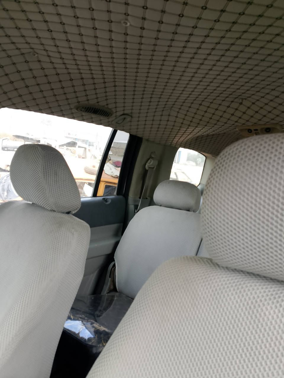 السلام عليكم سياره جاهزه رقم بغداد دولي تريد مداور تريد وكاله سنويتها لل 30  السياره محوره تاهو تاهو  السعر 60 او مراوس حسب القناعه  مكان السياره الناصريه ***********
