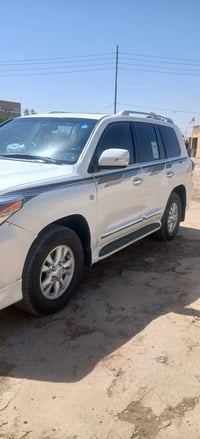 لاندكروز للبيع فول مواصفات السعر ٢٢٠ مكلف بالنشر للاستفسار  0785233422...