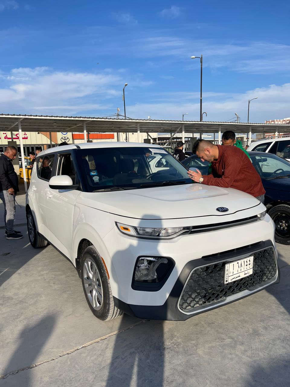 كيا صول وارد امريكي موديل 2021
محرك 2000 دوش 
حادثة بنيد جاملغ 
سيارة نضيفة جاهزه
السعر 130 وبيه مجال
ت/‭0770 813 7986‬
