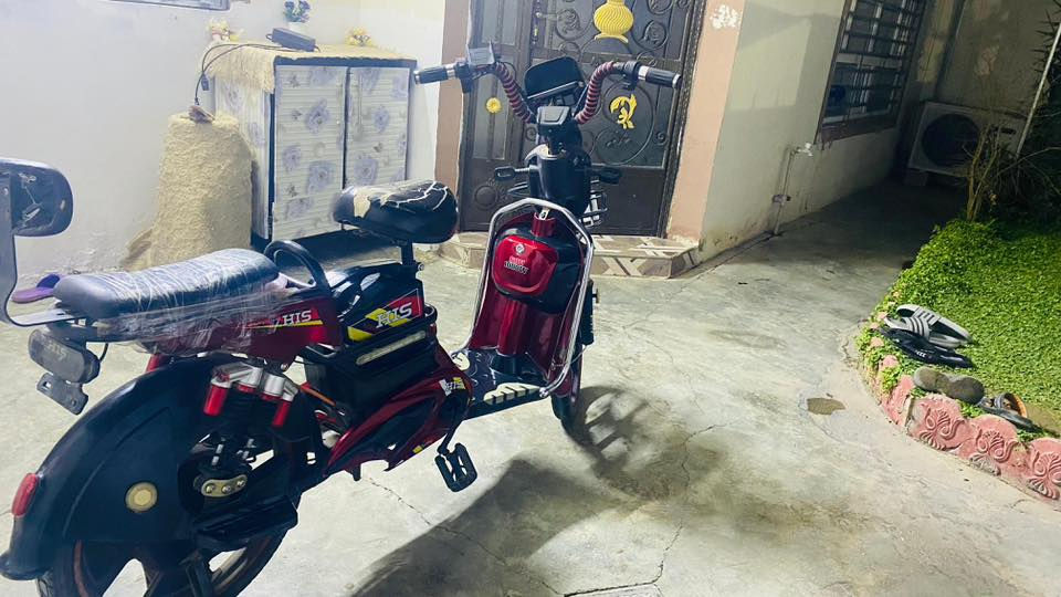 باسكيل شحن حجم 24
موديل 2022 
خمس بطاريات 
مكان كركوك قادسية الثانية 
السعر:275 وبي مجال
***********
