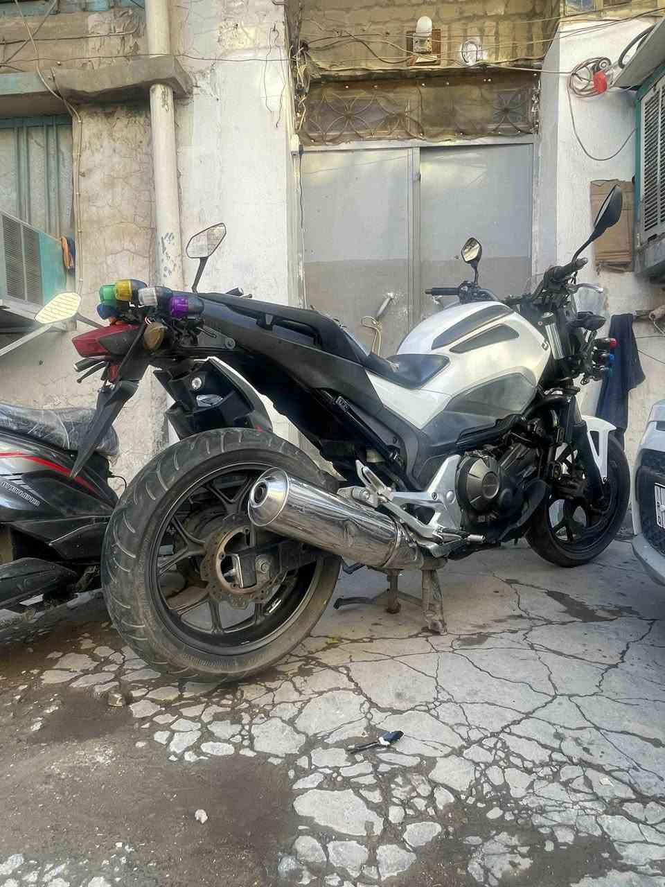 هوندا 700 nc دراجه كفاله عامه ماشيه 35 نضيفه كلش سعرهه25ورقه
مكاني بغداد ***********
