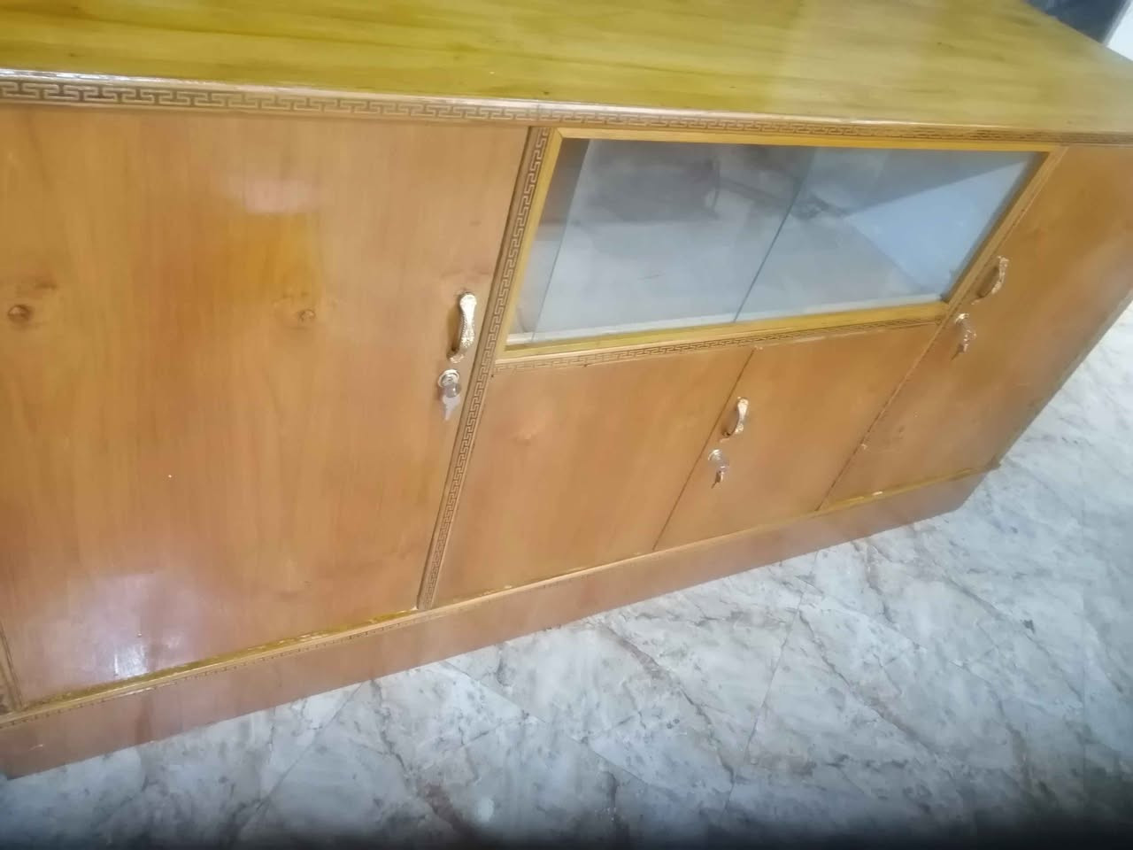 سلام عليكم من رخصة الادمن بوفيه مترين صاج سعره ١٢٠ وجربايه نفرين سعره ٥٠ شغل مكانه كربلاء الاتصال على الرقم *********** *********** العنوان قريب شارع الحافظ عمود ١٣١ قرب دلالية الضياء كربلاء, العراق
