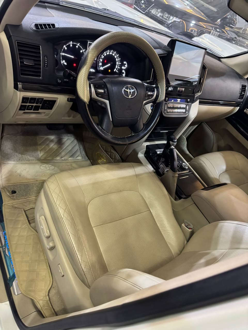 تویوتا   لاندکروزەر

2020   سپی

8 پستن

مەکینە

4.6L

………………………………………………………………………….

وارد      عیراق

شەریکە  ساز

…………………………………………………………………………
 
گراند     تۆرینگ   

شەریکە    ساز

دەرجە     یەک

باب       الاول

 
…………………………………………………………………………

مواسفات 

کوشن جلد

کوشن کارەبایی

دەشبول زینۆن

سندوق  کارەبایی

4  دەرگا  بەسمە

شغال

8  ایرباگ

کامیرای   دواوە

شوێن مۆبایل شەحن کەرەوە

ABS

تەبریت مەرکزیی

3 شاشە

لایت زینۆن

لایت رەش

…………………………………………………………………………. 

 
60           هەزار         رۆیە       
 

حەقیقی   بە   شەرت

……………………………………………………………………….

بێ           بۆیاخ

بێ     تەحدیل

بێ   تەزرە

بێ   پارچە   کرانەوە

…………………………………………………………………………

رەقەم    و     سەنەوی    نوییە

بەناوی   خۆمانە

…………………………………………………………………………

شوێن             هەولێر

معرض            جوهر

………………………………………………………………………..

نرخ

………………………………………………………..

580                                               وەرەقە

………………………………………………………………………..

***********

(      واتس    اب    هەیە     ) أربيل, العراق
