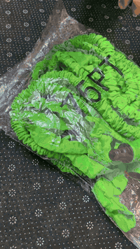 خرطوم مي مع مسدس قابل للتوسع عند فتح الماء يفيد للحدايق للكراجات الجبيره طوله تقريبا ٢٥ متر سعره(10الاف)مناسب كلش سعره 
 توصيل موجود***********
