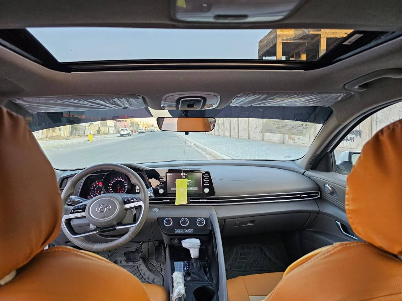 سلام عليكم
هونداي النترا خليجي 
اقصاد وراعيها بالبصره سنه وتصير حره
موديل 2022. فول مواصفات
مكفوله كفاله عامه ماعدا بارد كلش قليل
 واحد على واحد
بصمه
فتحه
شاشه
كاميره
حاسات
مري شفط
مري اشاره
ويل كب
 لد امامي
تشغيل عن بعد
السياره الفول معروفه مواصفاتها 
السعر/168وبيها مجال قليل 
الموقع /البصره المعقل
الهاتف ***********
