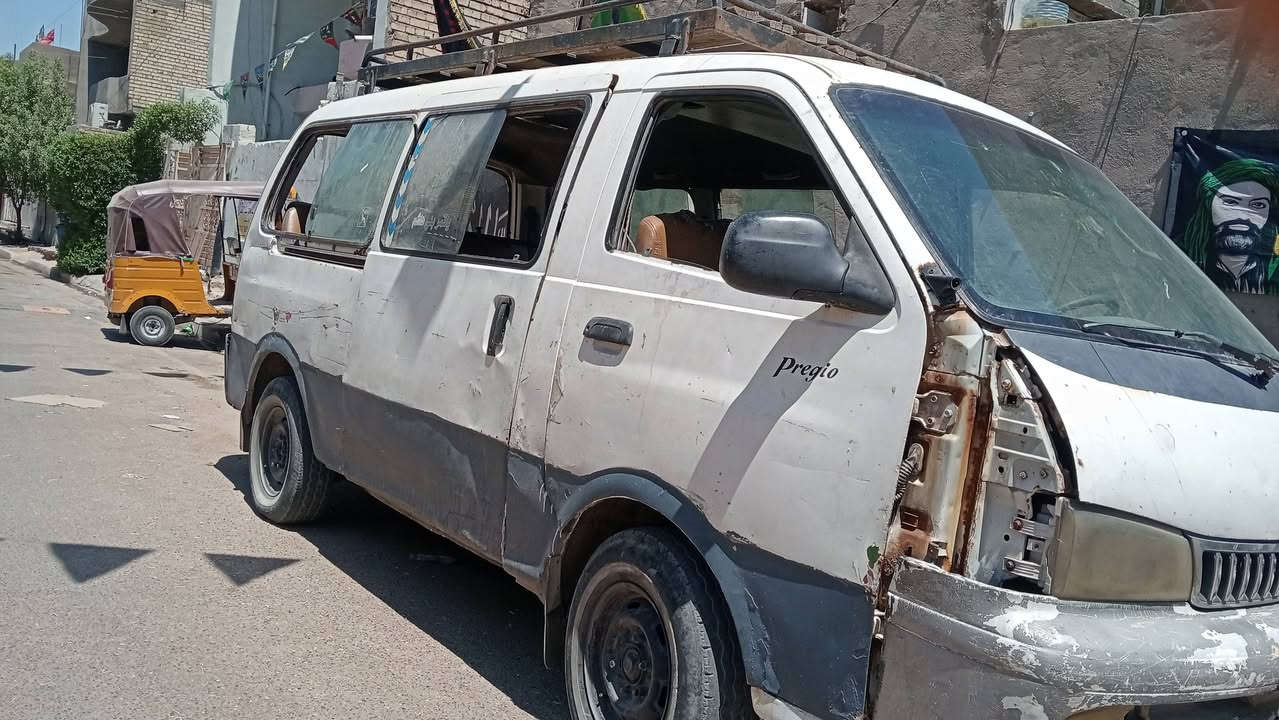 ابريجو للبيع سياره تشتغل ما بيها شيء بس عوست الحيضات سياره باسمي بس ابيعهن هالموجود ما اتكفل بغرامات الاستفسار رقم موبايل ***********  السعر 25
