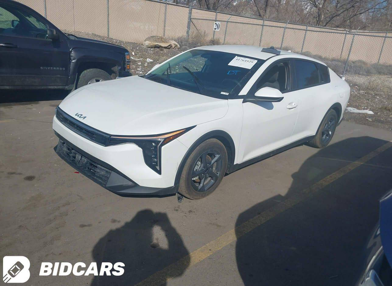 كيا K4
الموديل 2025
الضرر /واضح في الصور
المحرك/اربعة سلندر 
ماشيه/2000 ميل
 حاليا بدبي قيد التصليح 
السعر واصل للبصره بدون كمرك /127ورقه قفل
السعر  لكل من لدية كتاب شهداء / 135ورقه واصل محافظة المشتري 
للمزيد من العروض و التفاصيل الاتصال على الارقام التاليه 
***********
*********** كربلاء, العراق
