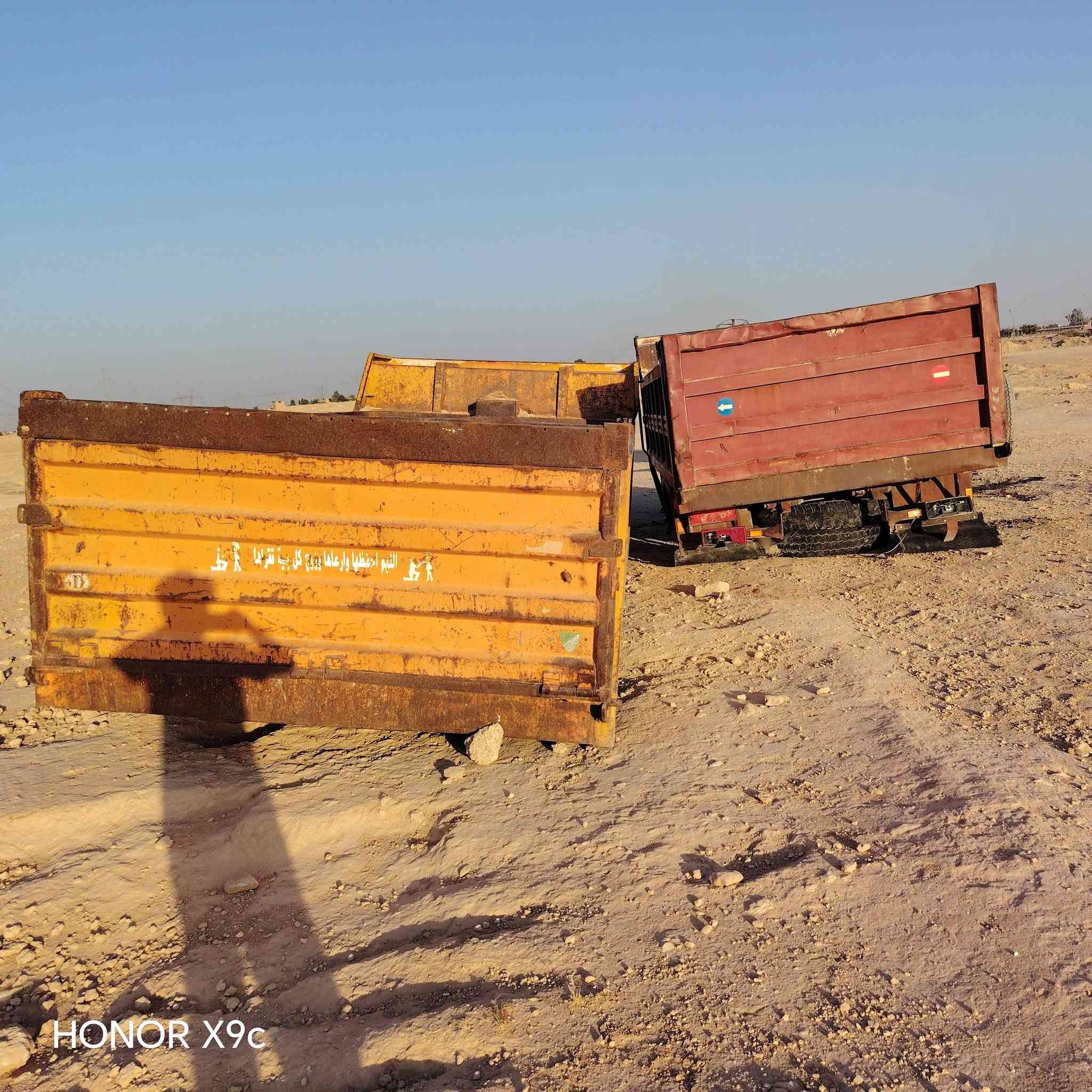 سلام عليكم بديات عدد 2 بدي لأحمر ب 4ملايين ونص
وبدي الأصفر ب مليونين لاستفسار ع رقم ***********
