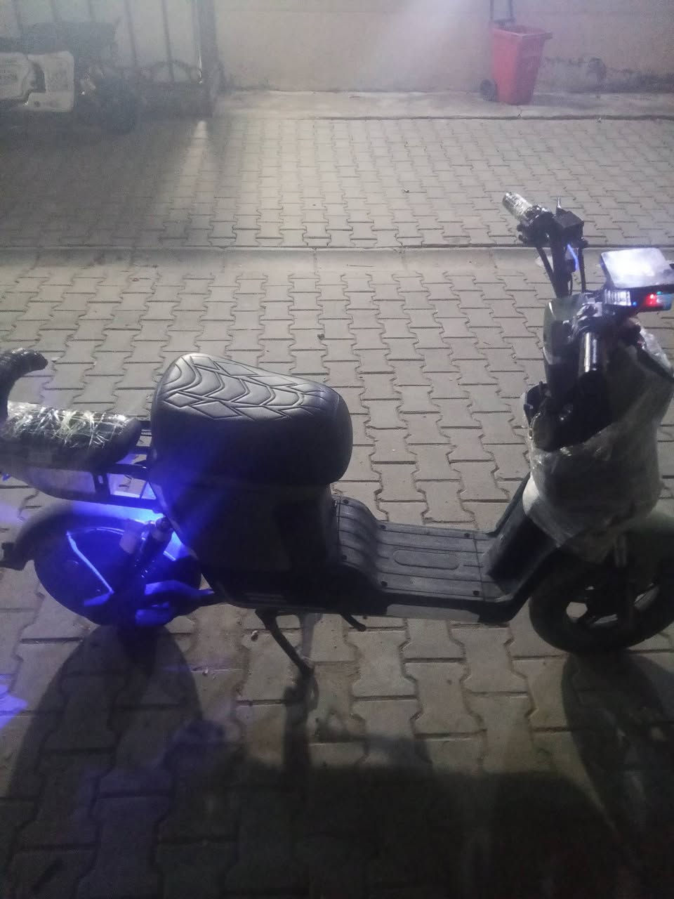 السلام عليكم دراجه شحن للبيع R8السعر 350وبيه مجال
لالستفسار ***********او خاص
