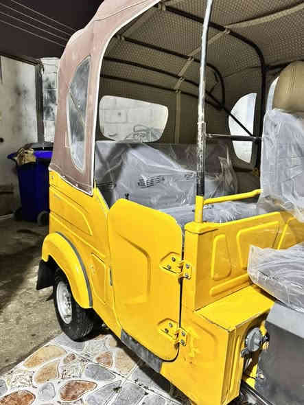 21 رقم وسنويه سعر 5800 مكفوله من ضربه والمكينه اليوم مجفتهه ***********
