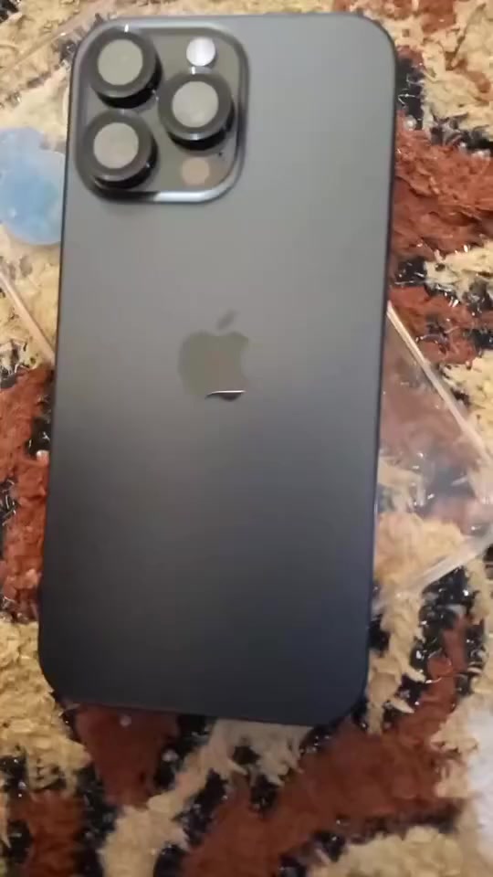 للبيع ايفون 16 برو ماكس ذاكرة تخزين 256 
بطارية 92 غير مفتوح ولا داخل تصليح 
جهاز نظيف السعر 1300 بيه مجال قليل 
متوفر توصيل _ رقم تواصل ***********
