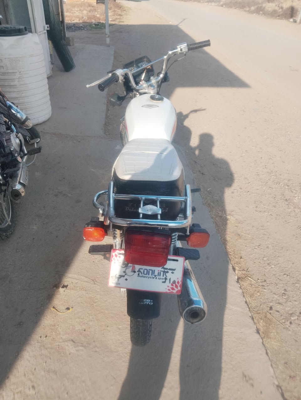 دراجه 2022 طالعه بل 2025
نضيفه كفاله عامه اوراق كامله كلشي شقال بيهه 
مكاني بابل حله ابو غرق مهناويه *********** اتصل وتدلل سعر 625 وبيهه مجال
