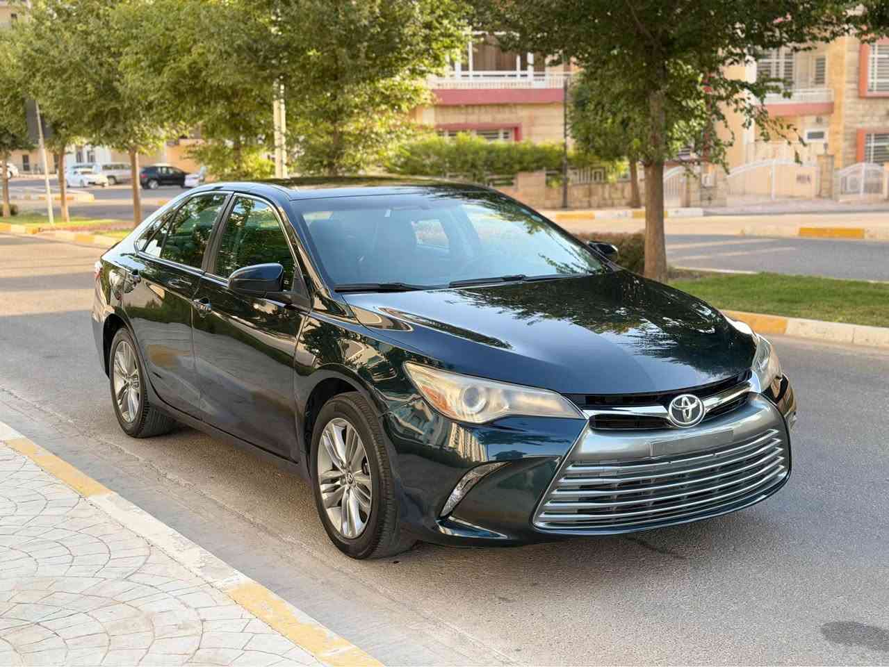 toyota camry 2016 SE
توێتا کامری مۆدێل 2016 
شاشە گەورە سوکان ڤۆلیۆم دەبل گێر ئۆتۆماتیک گێری سوکان کوشن نیو جلد بلوتوز کامێرا تەبرید مەرکەزی مەکینەو گێری نەکراوەتەوە سەنەوی و ڕەقەم تازە 
٥ پارچه‌و په‌ڵه‌یه‌ك بۆیاخی هه‌یه‌ كه‌مێك پێشی گرتوه‌ 
نرخ:118 مەجالێکی کەم 
*********** السليمانية, العراق
