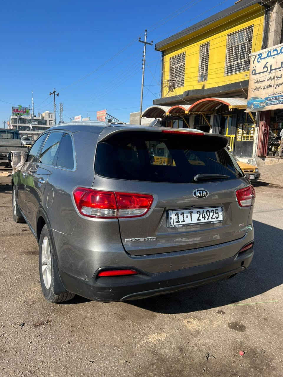 سياره سورنتو موديل ١٦ للبيع وارد أمريكا رقم انكليزي بغداد السعر ١٣٠ وبيها مجال للاستفسار اكثر الاتصال على الرقم *********** المكان كربلاء ٢
