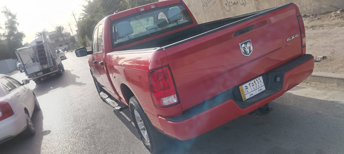 السلام عليكم
رام كلاسك 2018 
محرك 6 سلندر 3600
فورويل كامرة خلفية
باب قصير بدي طويل
تخم تاير جديدة
السيارة بدون حادث كلين كلش جديدة شرط بدون شخط
رقم بغداد شرط التحويل
مكان السياره بغداد ***********
السعر 175 ورقة وبيهة مجال لشراي
