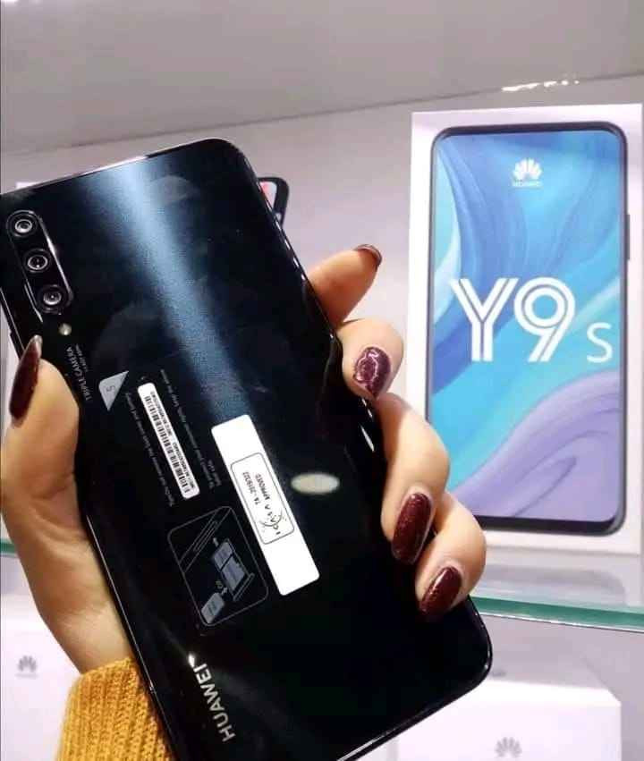 🟢هواوي Y9s
🔴سعر الجهاز: 100 الف
🟢يدعم خدمات گوگل 
🟢الملحقات (كارتون + شاحنة + سماعة + حافظة)
🟢التخزين / الرام: 128 جيجا مع 6 جيجا رام
🟢 المعالج: ثماني النواة Hisilicon Kirin 710F تكنولوجيا 12 نانو
🟢 الكاميرا: خلفية ثلاثية 48+8+2 م.ب. / امامية منبثقة 16 م.ب
🟢 الشاشة: 6.59 بوصة بدقة FHD+ بدون اي نوتش
🟢نظام التشغيل: اندرويد 9.0
🟢البطارية: 4000 مللي أمبير
🟢متوفر جملة -مفرد
🚗 توصيل جميع محافظات العراق
🔴للحجز مراسلة الصفحة ارسال العنوان ورقم الهاتف
📞*********** بغداد, العراق
