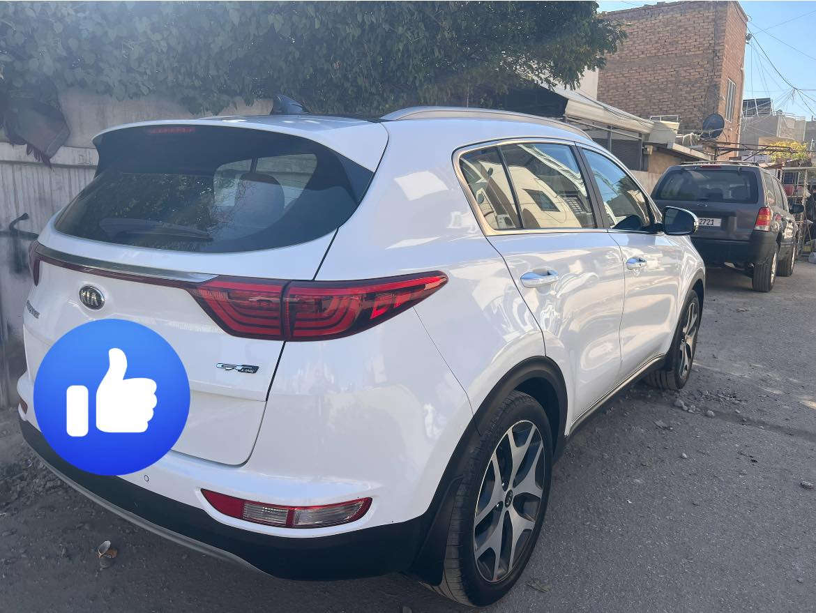 السلام عليكم .. سبورتج 2018 جي تي لاين الدولية ماشية 52 الف فول مواصفات  حتى السبير منازل 😎 رقم بغداد على ايدي ماخذها من الشركة زيرو ولحد الان تبديل الدهن بالشركة  كل شي بلادي حتى الكشنات  جلد 
تغليف الشركة مكفولة عدا شخطين بالدعامية فوك التاير  بارد على كد اصبع  للبيع السعر 20 الف$ .. مكان السيارة الاعظمية ***********
