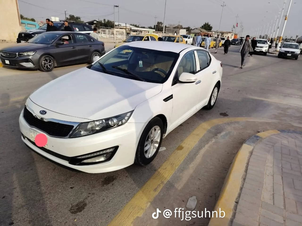 اوبتيما 2013 خليجي رقم دولي بأسمي الضرر بنيد وجاملغ سياره جاهزه خير من الله مكينه وكير مكفولات السعر 122 مكان السياره واسط لتواصل ***********/***********
