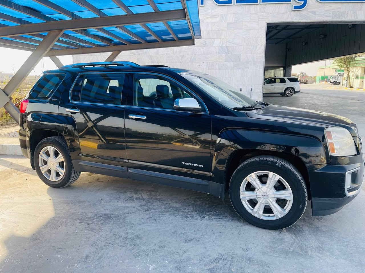 جمسي تيران ٢٠١٧ فول مواصفات السعر١٤٠ مكان الصويره للاتصال ***********
