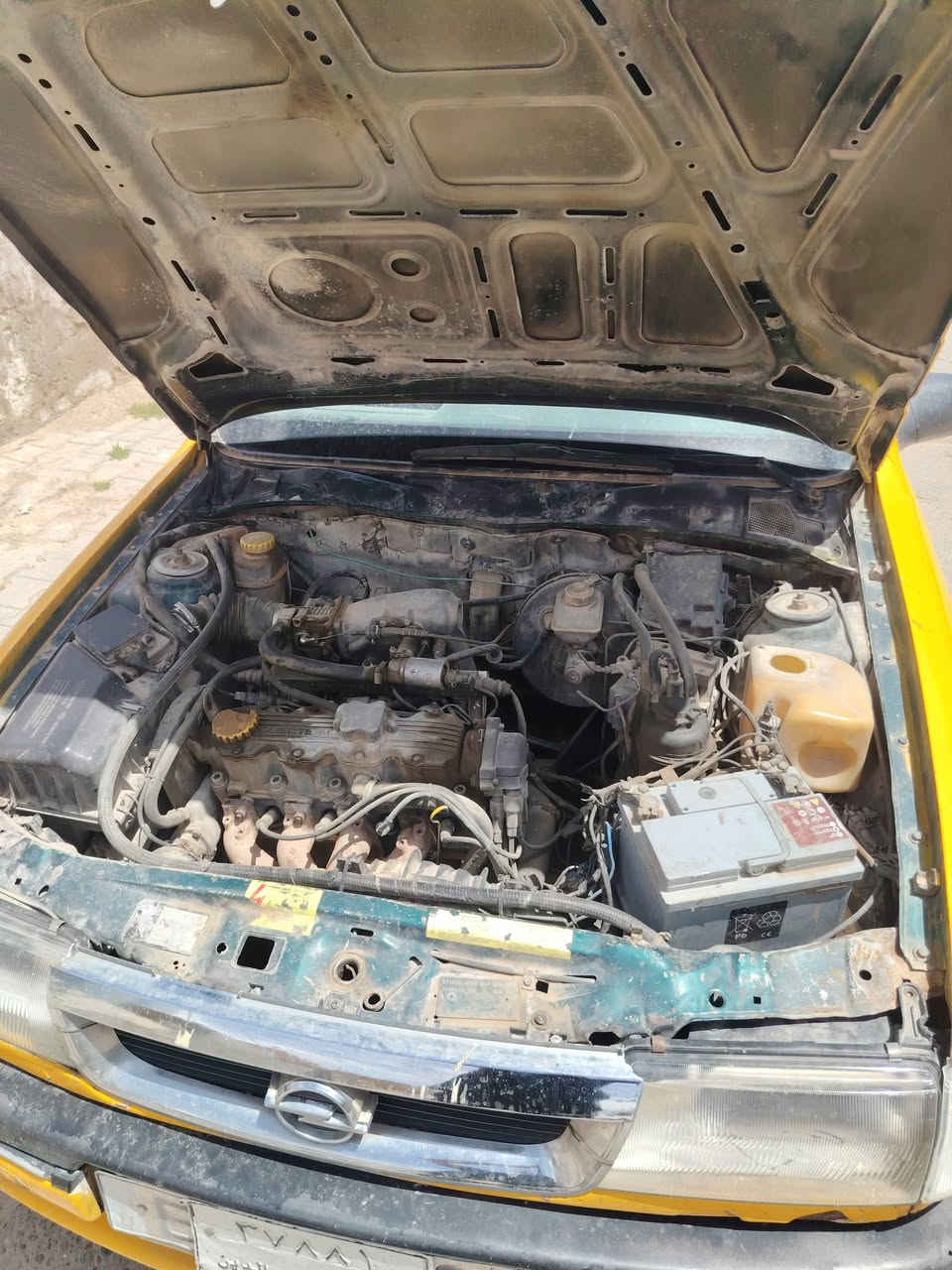 اوبل فكترئ للبيع فحص صلاح الدين سياره جديده حيل محرك جديد شرط وحداديه جديده وسياره مال بيت ترايك 160 شرط طخم تاير لايت زنون كهربائيات كلها شغال سياره حلوه  مستعجل السعر 17 وبيها مجال بيع فقط مكاني بيجي ***********@
