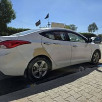 النترا • ٢٠١٢ • ٣ قطع