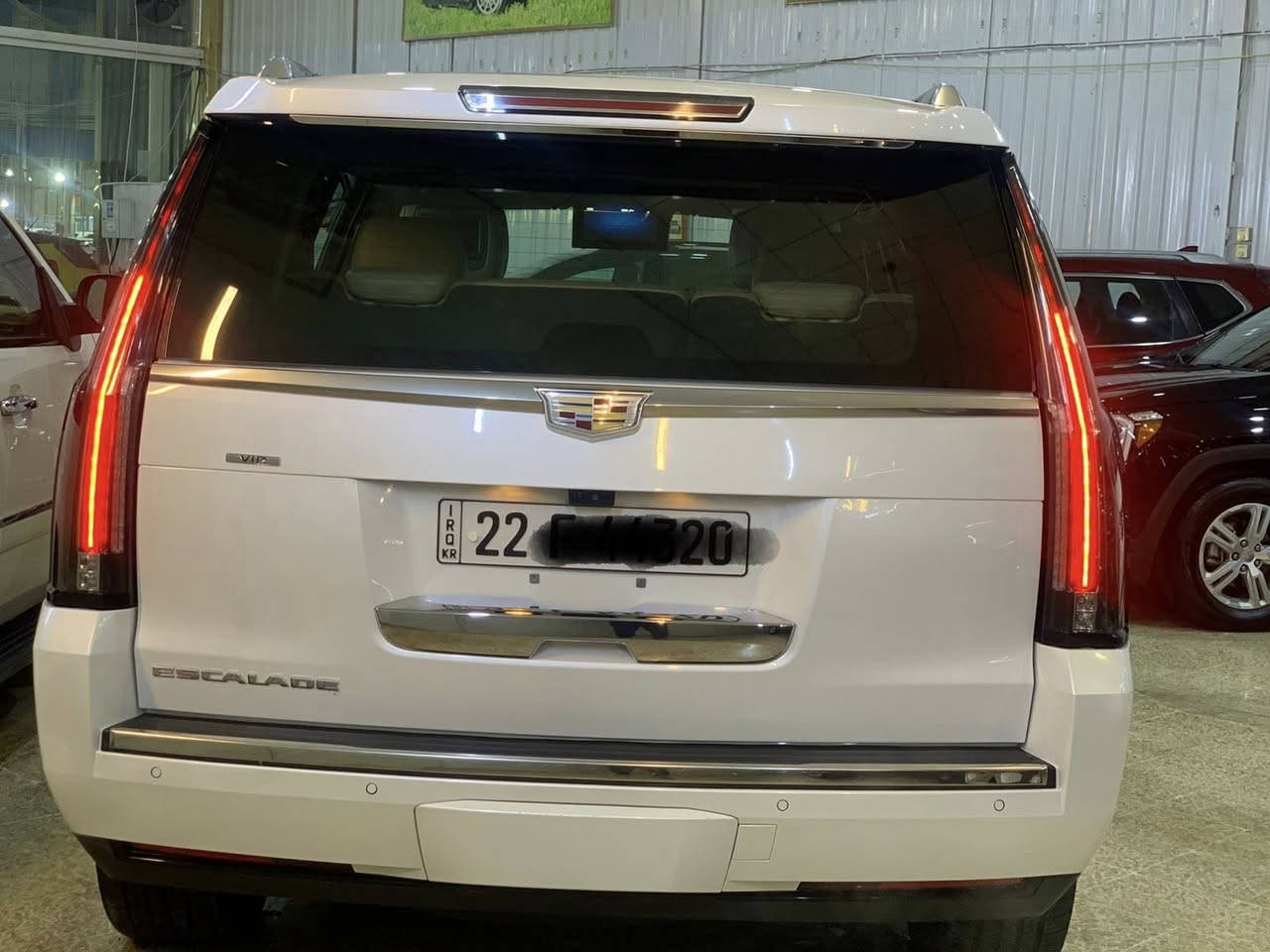 كديلاك سكاليد ٢٠١٨ خليجية شركة المنصور
بلاتينوم السياره 
مكفوله كفاله عامه من الضربه والصبغ والتبديل كفاله عامه حتى الدعاميات
سياره فول مواصفات ١/١ كشنات ڤي اي بي
ومساج وتدفئه وتبريد
تلفزيونات رادار امامي وجانبي نقط عمياء
دوس شفط وبعد هواي مواصفات رقم اربيل هزه جديده سنويه مجدده
السياره جديده بمعنى الكلمه ماشيه ١٠٠ الف كيلو متر حقيقي السعر ٤٢٥ مكان السياره اربيل 
للاستفسار ***********
