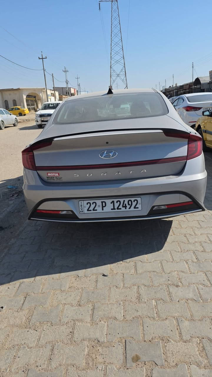 سوناتا ٢٠٢٣ وارد امريكي حادثه فقط جاملغ امامي بدون ايرباك ماشيه ٤٠ الف رقم اربيل صاحبه ابو السنوية بالكوت  حادثه موضح بالصور الاتصال ***********
