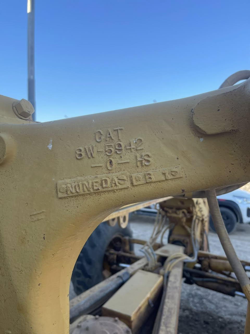 للبيع مكانها رمادي بدون جاهزه مابيها اي نقص ***********
