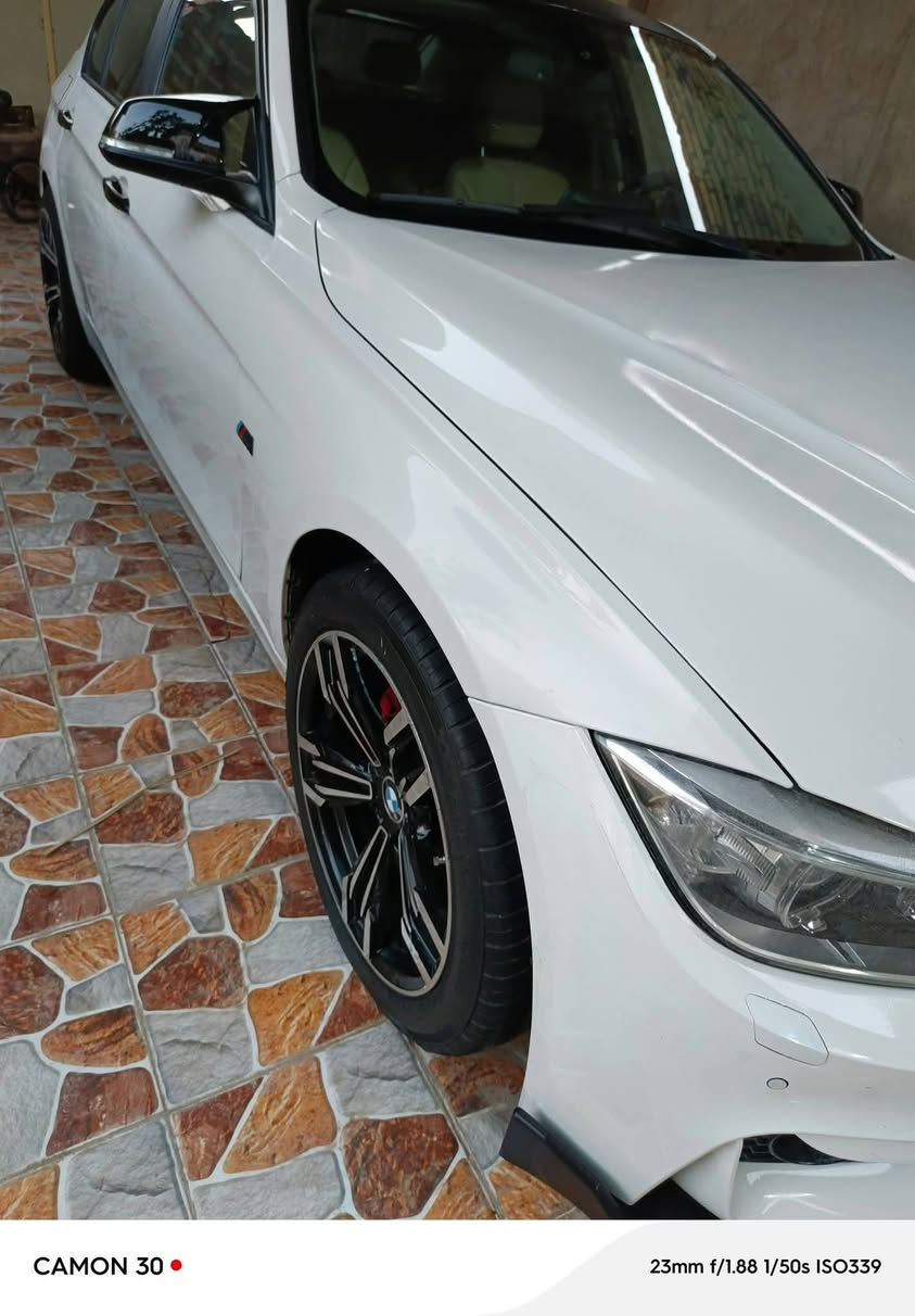 بيع مستعجل أو مراوس بسيارة مرغوبه بالبيع Bmw موديل 15 حجم 320خليجية السياره محرك 4 سلندر تيربوا 2000 بسمي رقم اربيل الجديد .المواصفات .شنو البالك بيه بصمة تشغيل .حساس امامي وخلفي كشنات لون اوفايد عسلي جلد تبريد وتدفئه .كير كوبرا .محدثه دعاميات ام بور .جنطة كهرباء .بردات خلفيه كهرباء .لد امامي خلفي نهاري وي التشغيل .شاشه تجي عربي بيه 3 قطع وصابغيه حزام  لاتوحيد والجماليه شغل مضبوط مال الشمال ونصبته كلش حلوه وكشره نظيف نسبة مئة بمئة.السعر ب 110 وماكو هيج سعر بهيج موديل مكان السياره ديوانية قضاء الشامية


**إذا كنت صاحب هذا الإعلان وتريد حذفه لأي سبب، رجاءا أرسل رسالة إلى الدعم الفني**