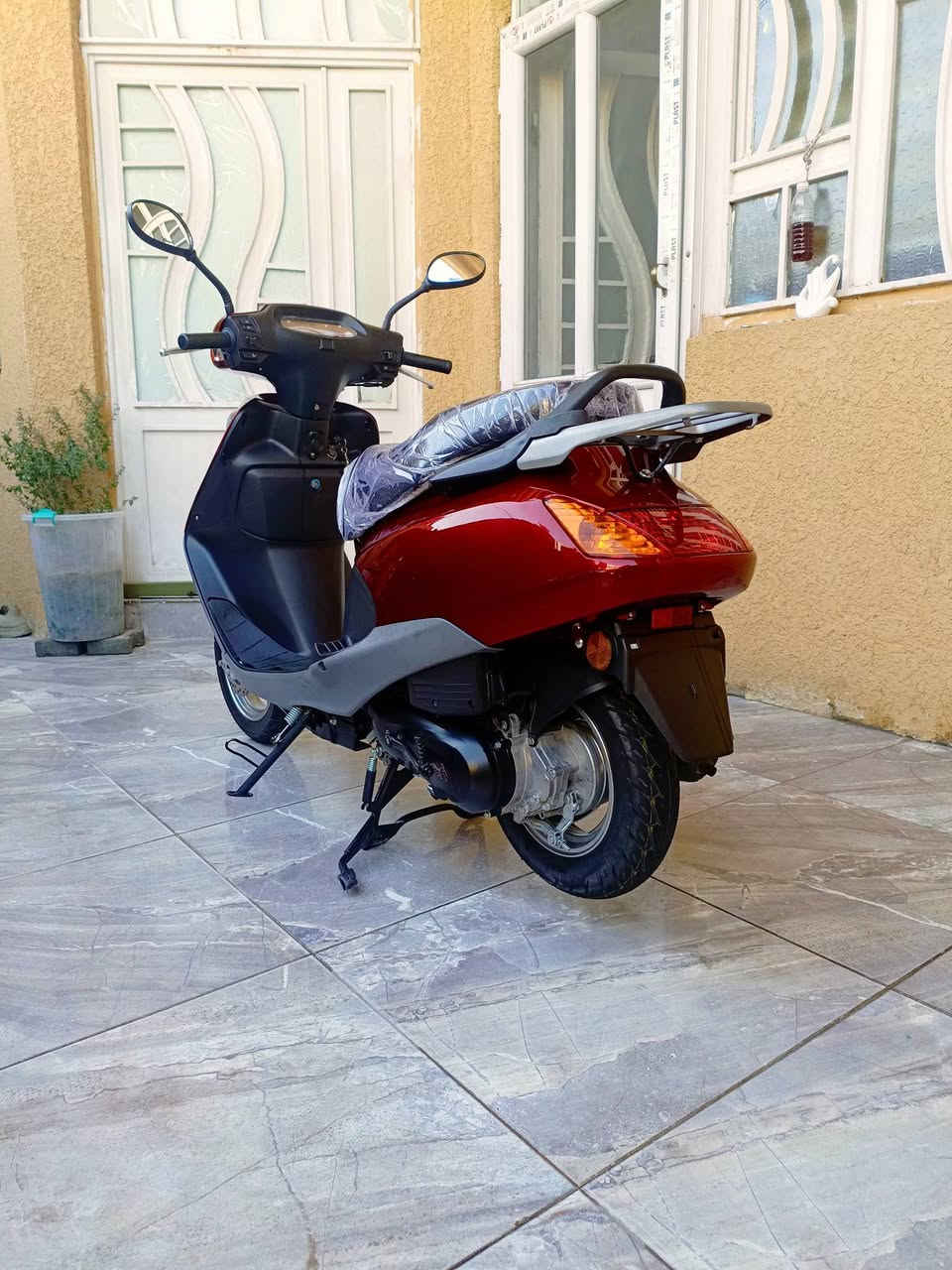 للبيع سبيسي ماليزي جديدة زيرو بعدها على سحك موديل 25مكفوله كفاله عامه بصمه تشغيل عن بعد
جهاز نذار دراجه بعدها على سحك سعر اتصل على رقم وبخدمتك *********** 
مكان كوت الفلاحيه
