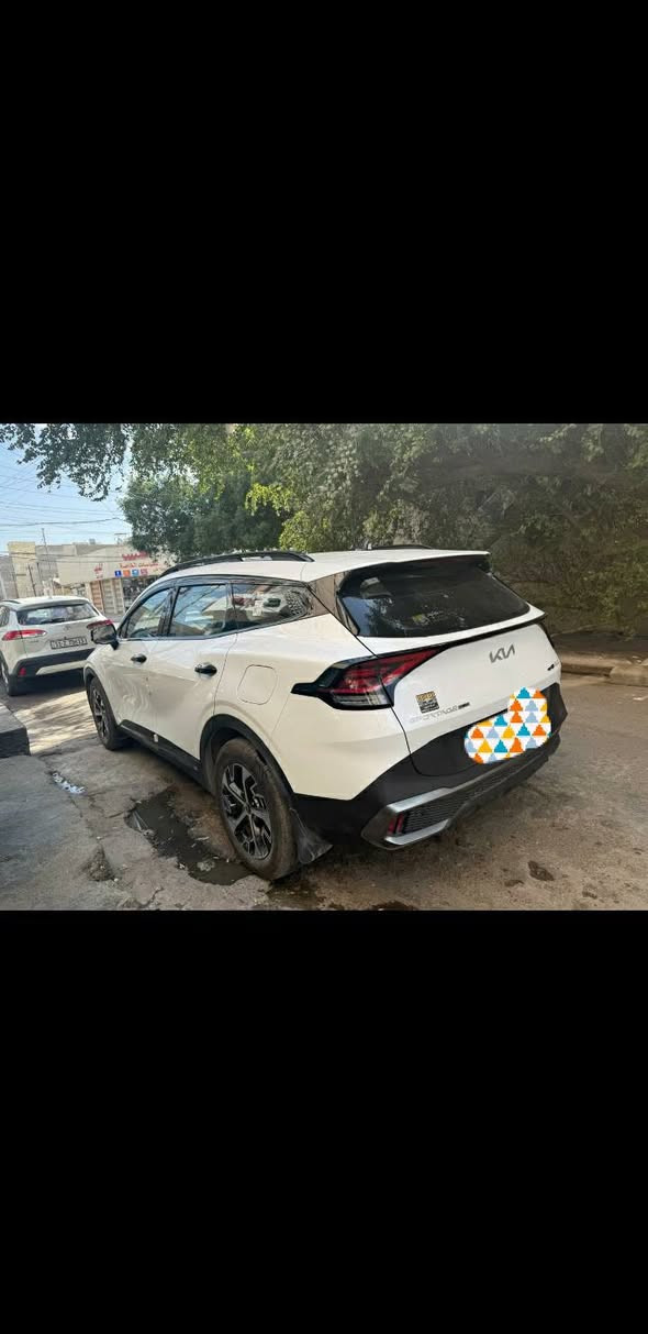 السلام عليكم 
سبورتج ٢٠٢٥ XL
وارد صيني هايبرد
فول مواصفات 
مكينة ٢٠٠٠
ماشية ١١ الف
مكان بغداد 
***********
السعر ٢٣٥$
