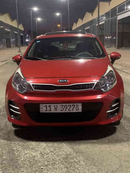 سلام عليكم كيا ريو 2015 خليجي محرك 1600 دوش 
السياره ماشيه 55km اخت الزيرو من تراي وميكانيك 

فول مواصفات 

فتحه سقف 

بصمه ابواب 

اشاير بلمري 

مري شفط 

ويل 17 كروم 

تبريد شاشه 

شاشه ابل كار بلي 

لون مميز ماروني بيها الهلالات الخلفيه صبغ فقط وبارد بلباب مال صدر شويه 

رقم بغداد انكليزي الجديد هزه جديده سنويه لل2030

سعرها (100$) وبيها مجال بسيط

مكاني بغداد البلديات 

هـ/***********
