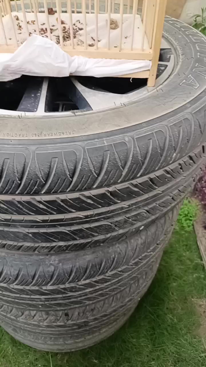 السلام عليكم ويل كب مآل لاند كروز موديل 20 تخم تاير جديد ويل كب اصلي تفصيخ  سعر ٩٠٠$ دولار بيه مجال شي بسيط
***********
احمد مكاني العظمية
