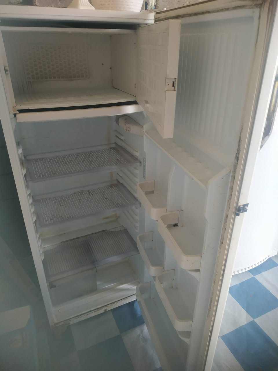 ثلاجة كرياز للبيع 
مكفولة بل تجميد 🥶
سعرة 350
مع مجال بصيط مكان بابل ناحية الطليعة 
خاص مفتوح 🔓👉


**إذا كنت صاحب هذا الإعلان وتريد حذفه لأي سبب، رجاءا أرسل رسالة إلى الدعم الفني**